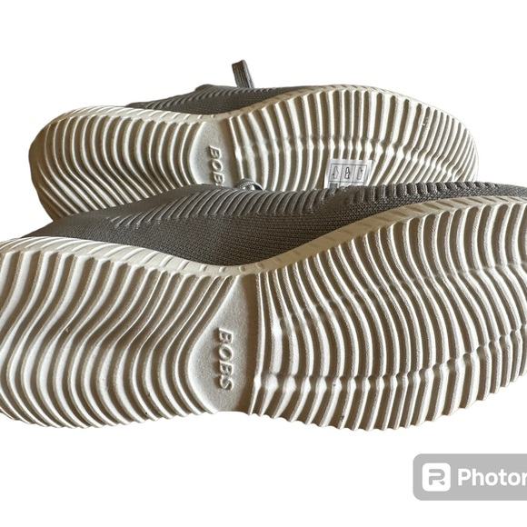 NWT Skechers Women Bobs Sport Squad 32504 Gray Running Shoes Sneakers Size 8. - Picture 6 of 6